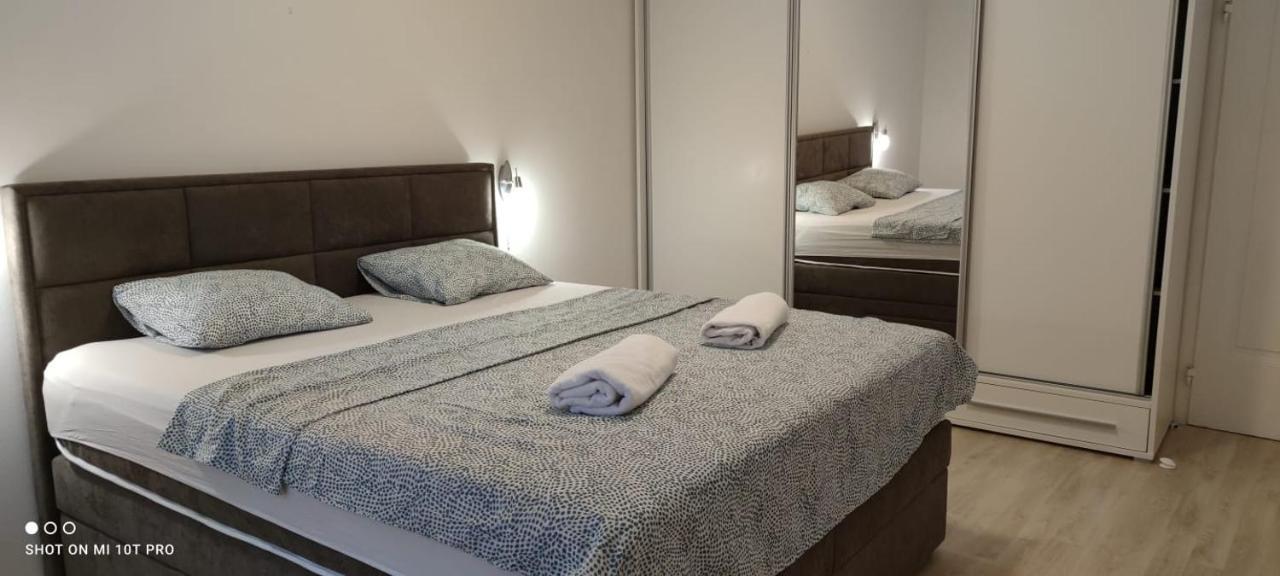 Apartman R&R,3 Room Apartman In The Center Sibenik Bagian luar foto