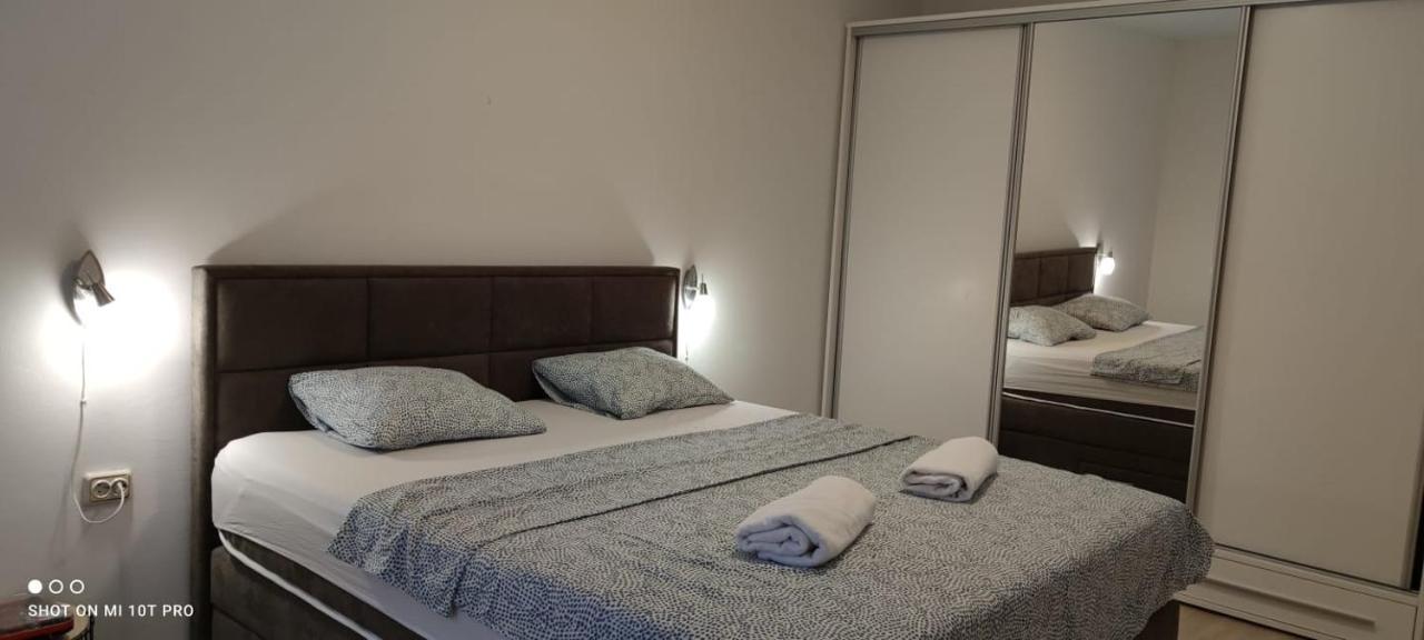 Apartman R&R,3 Room Apartman In The Center Sibenik Bagian luar foto